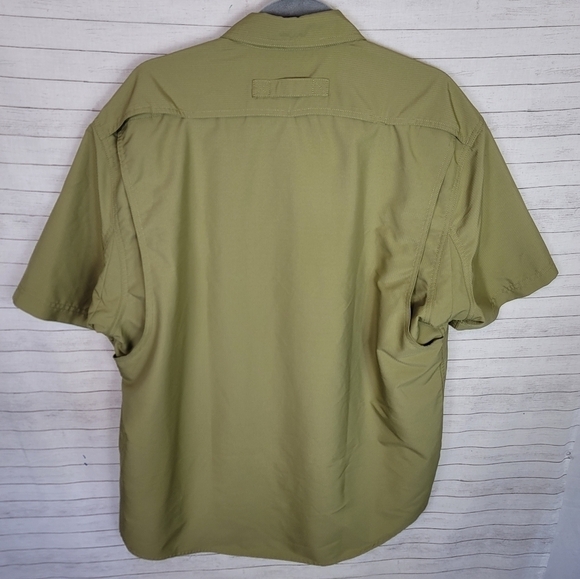 DULUTH TRADING CO COOLPLUS ACTION SHORT SLEEVE SHIRT IN OUTDOOR GREEN, SZ LARGE - Picture 4 of 6
